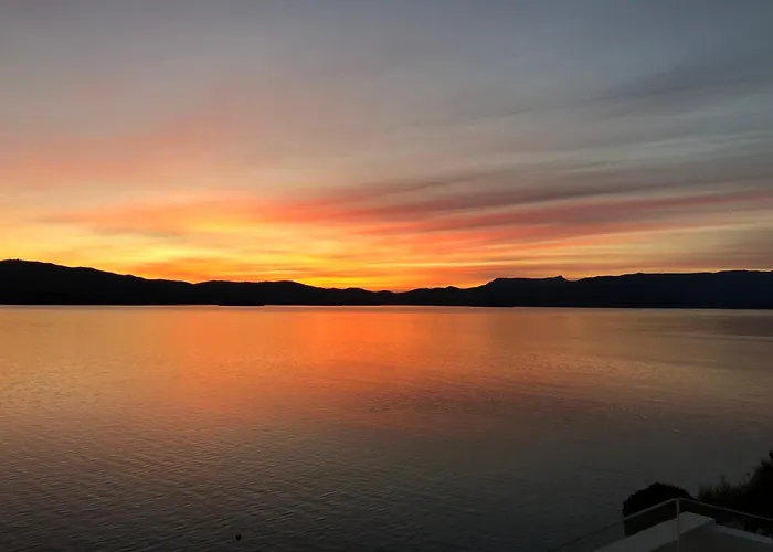 Διαμέρισμα Fig Tree Komarna